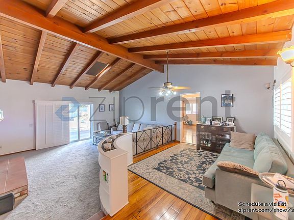 4th image of 10101 Dewey Dr