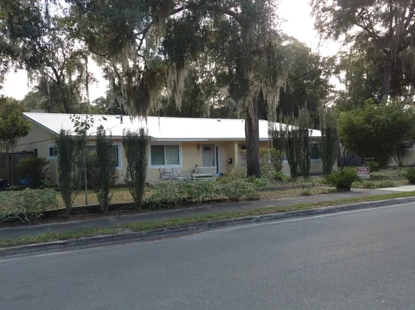 829 NE 4th Ave #829, Gainesville, FL 32601