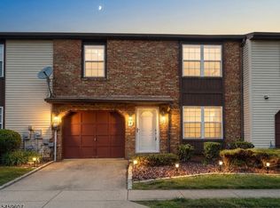58 Lenape Trl, Washington, NJ 07882