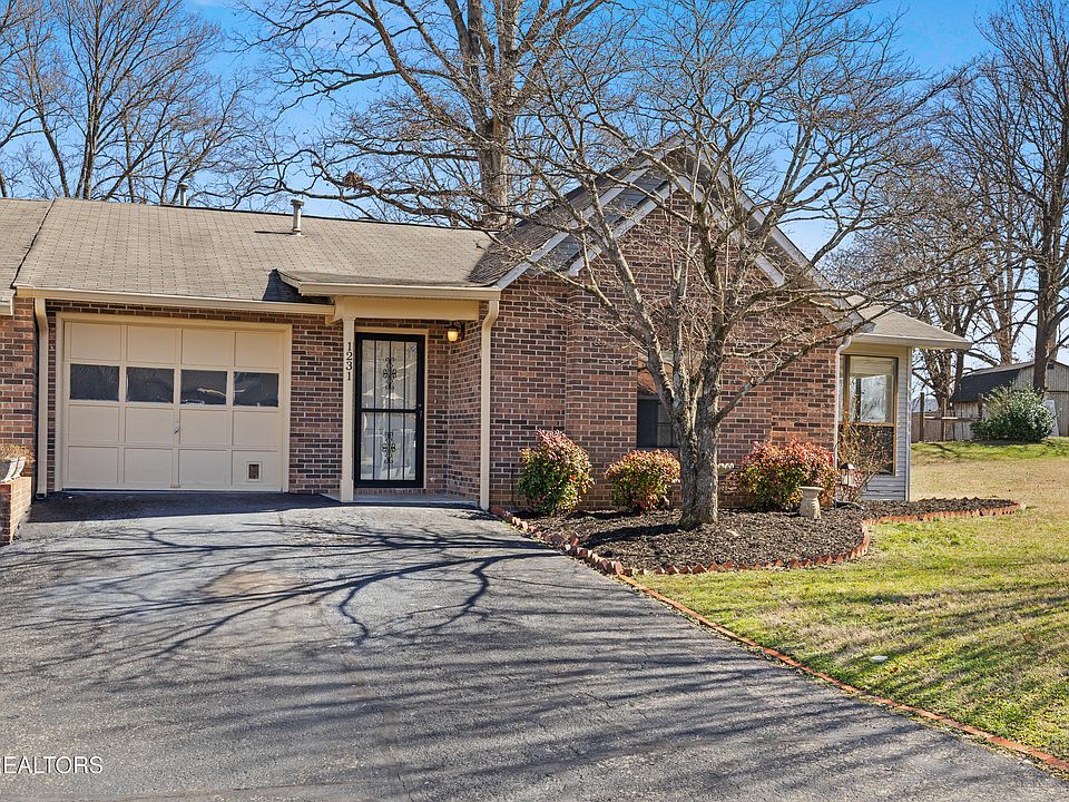 1st image of 1231 Karina Cir