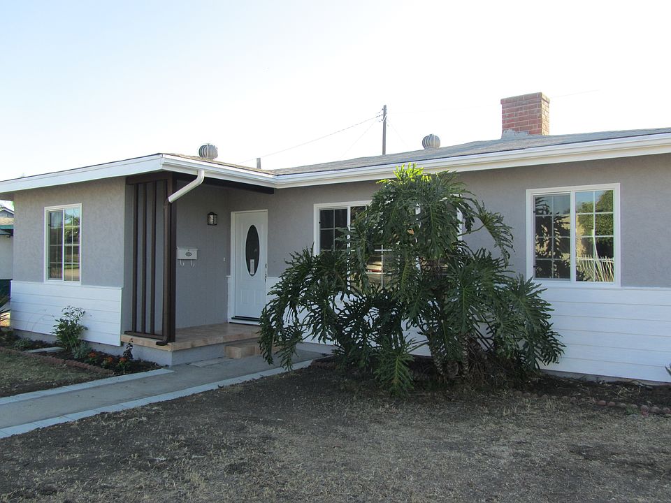 1st image of 3869 Puente Ave