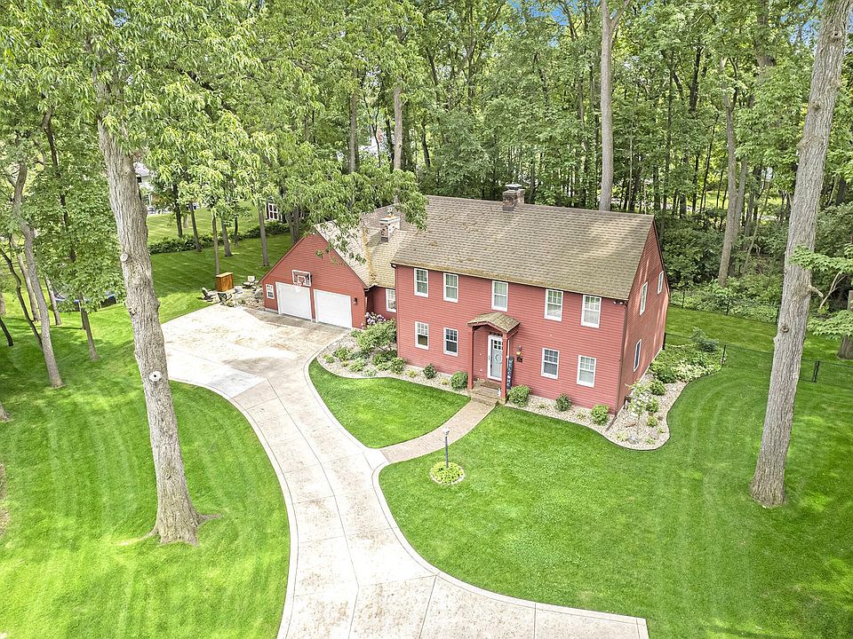 1st image of 1745 Sevenoaks Dr