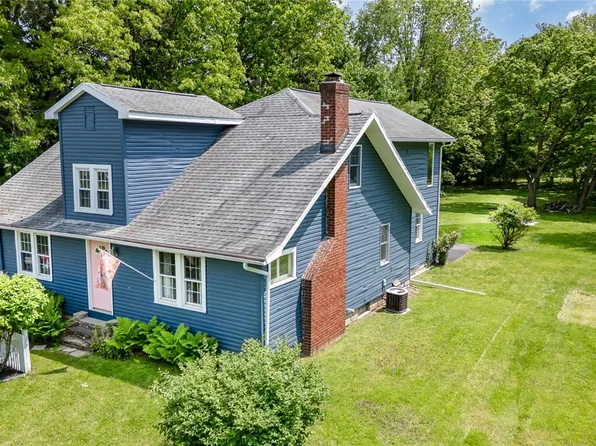 5691 Pittsford Palmyra Rd, Pittsford, NY 14534