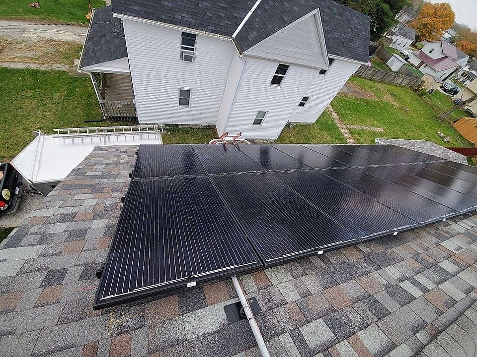 2nd image of 10 Earl Ave