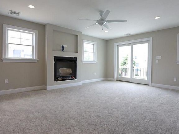 3rd image of 205 E 34th St