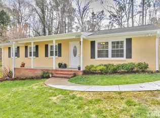 1229 Brookfield Dr, Chapel Hill, NC 27516