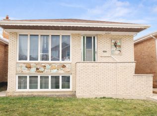 6102 W 64th St, Chicago, IL 60638