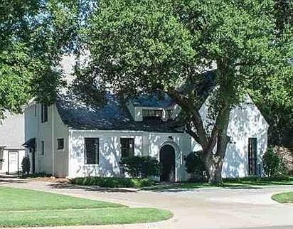 1st image of 2711 Taft Blvd