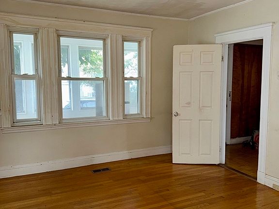 4th image of 27 Clarendon St