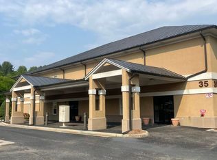 Lee,N.650, Lexington, VA 24450