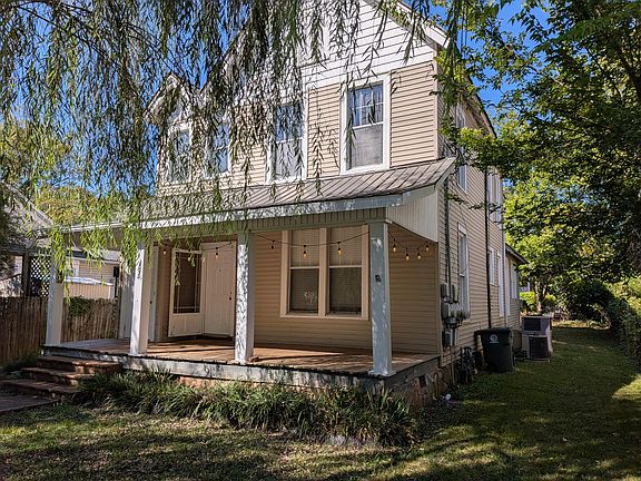 2nd image of 407 Colville St