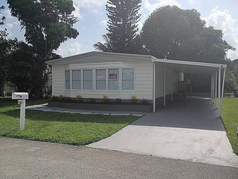 1st image of 2806 NW 67th Ave