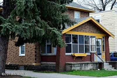 2nd image of 134 Andre St SW