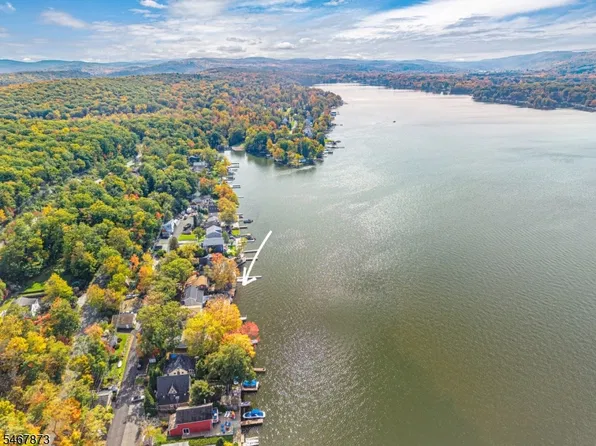 37 Lake Park Ter, West Milford Twp., NJ 07421