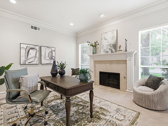 4th image of 5644 Crowndale Dr