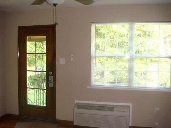 3rd image of 513 E 20th St APT 9