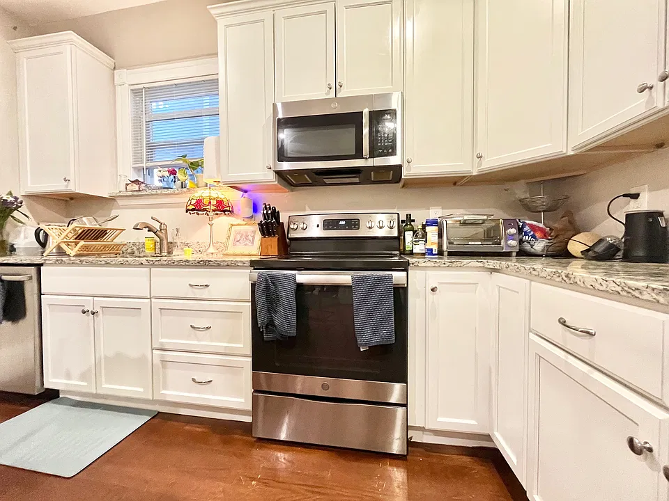 724 Parker St #1