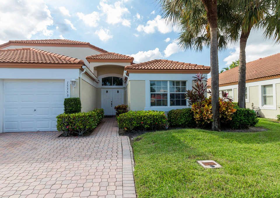 1st image of 15359 Summer Lake Dr
