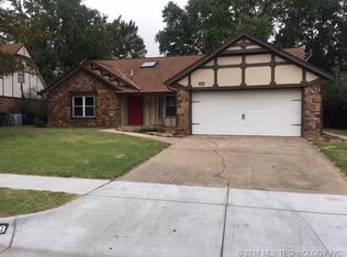 9628 E 26th Pl, Tulsa, OK 74129