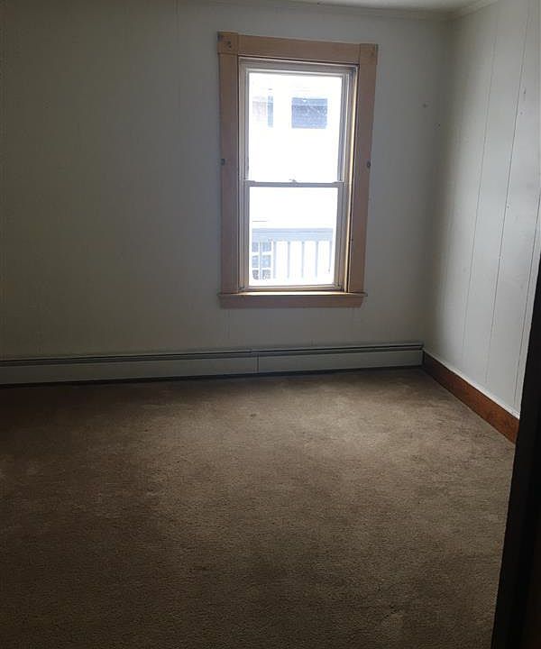 121 Rumford Ave Rumford, ME, 04276 Apartments for Rent Zillow