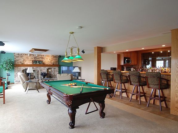 3rd image of 1734 Eagle Brook Dr