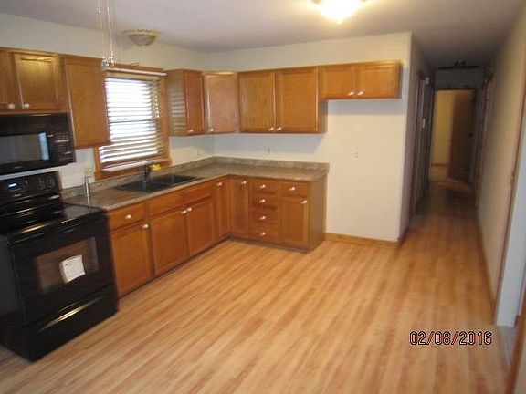 2nd image of 2210 Lincoln Ave