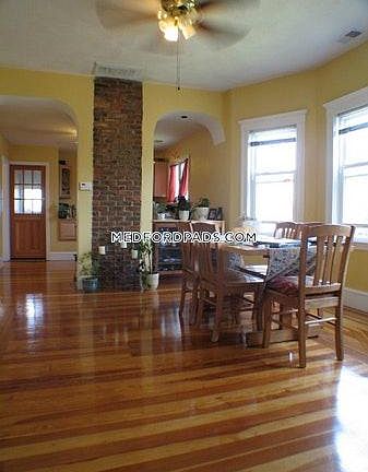 3rd image of 107 Yale St #2
