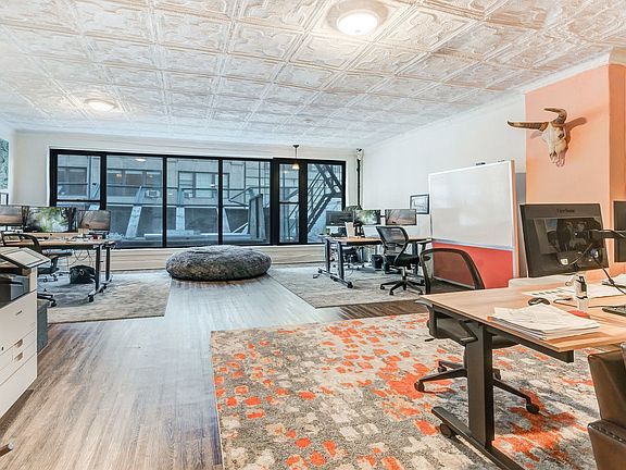 2nd image of 263 W 30th St Fl 3