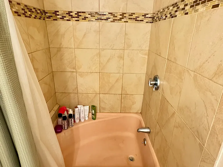 11 Gorham St #5A — Photo 11