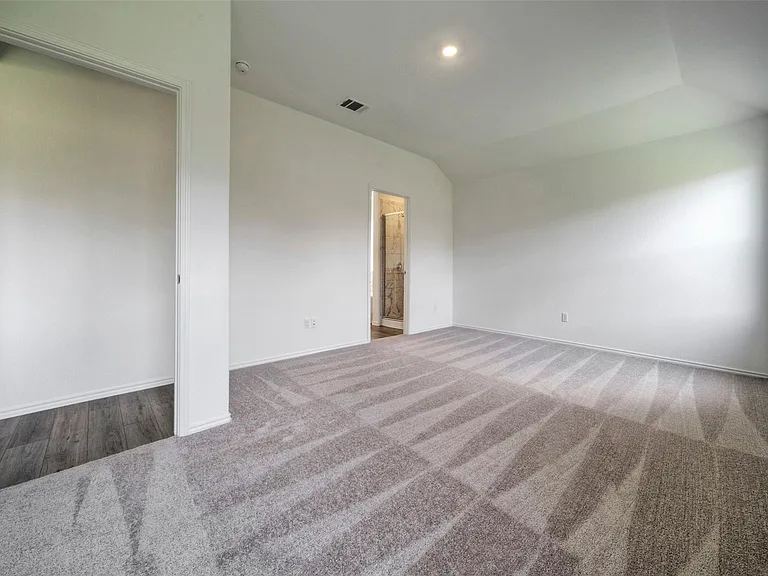 108 Montego St — Photo 14