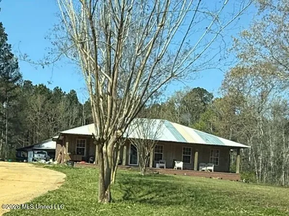 144 Lynnsville Dr, Conehatta, MS 39057