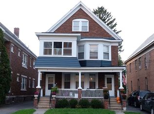 3 Parkwood St, Albany, NY 12208