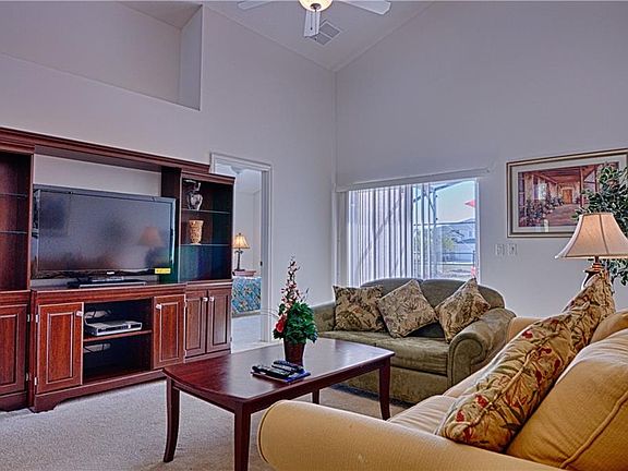 3rd image of 1054 Tourmaline Dr