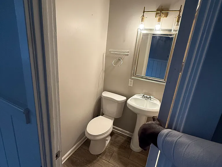 109 Washington St #2 — Photo 4