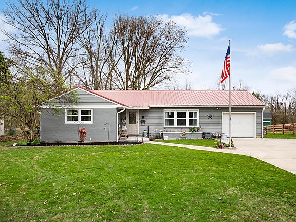 3rd image of 512 Parkway Dr