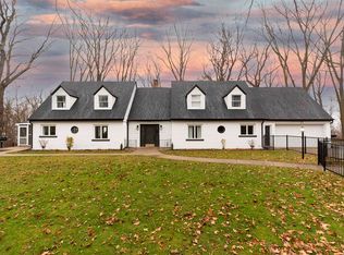 16455 Summit Ridge Rd, Mishawaka, IN 46544