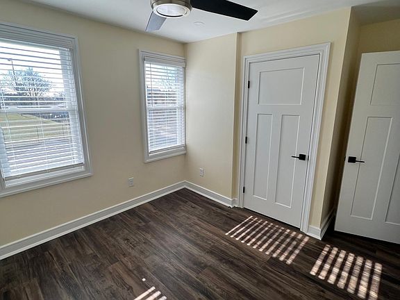 5th image of 125 Livingston Ave #2