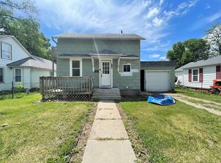 213 E 11th Ave, Mitchell, SD 57301