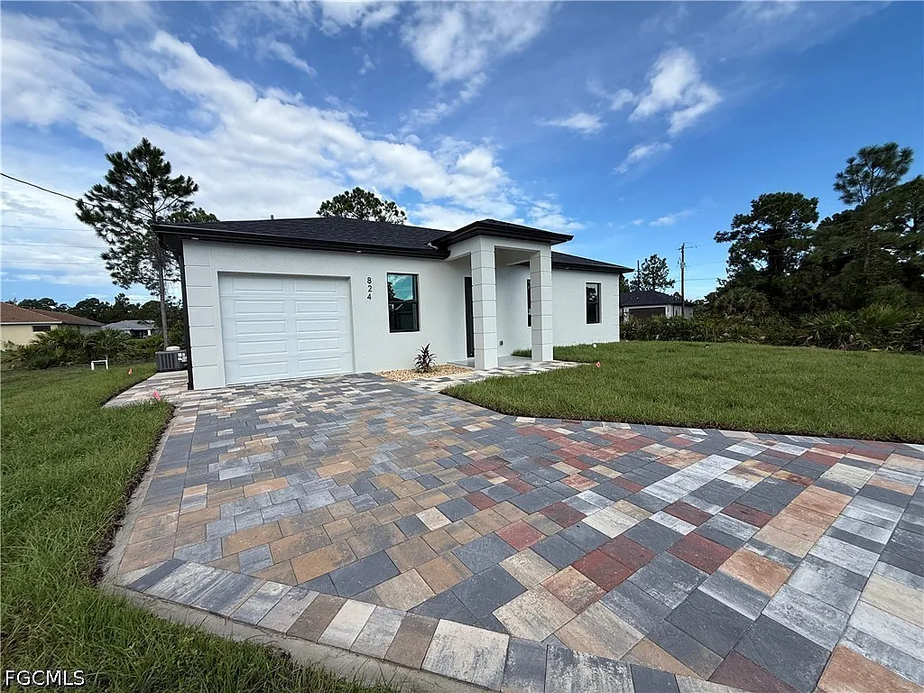 3 bed, 3.0 bath, 1057 sqft, $1,800 — Photo 4