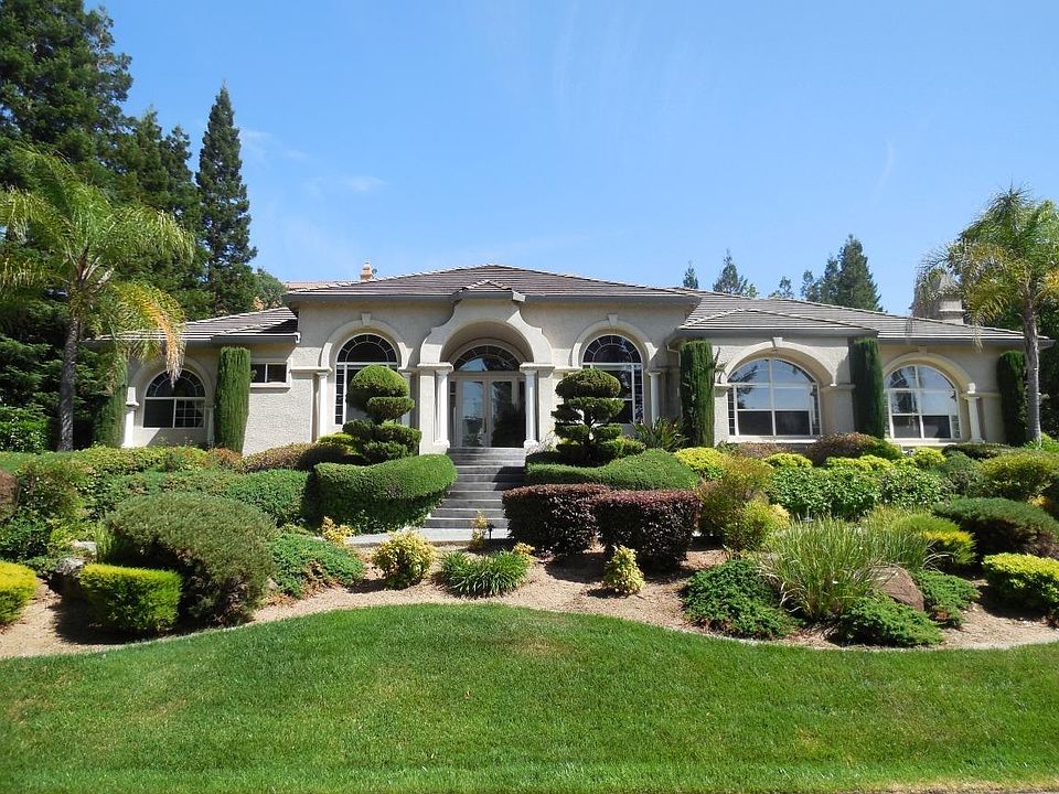 1st image of 9685 Wexford Cir
