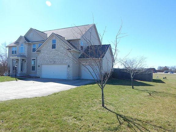 2nd image of 5281 Meadow Grove Dr