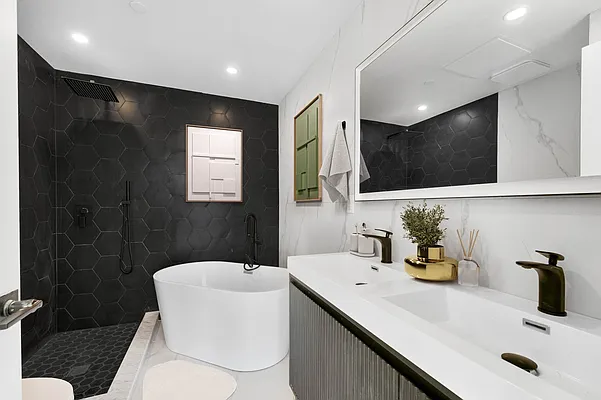 Rented by Nest Seekers International | media 30