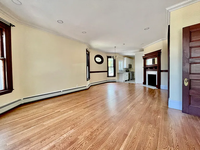 46 Dana St #A — Photo 10