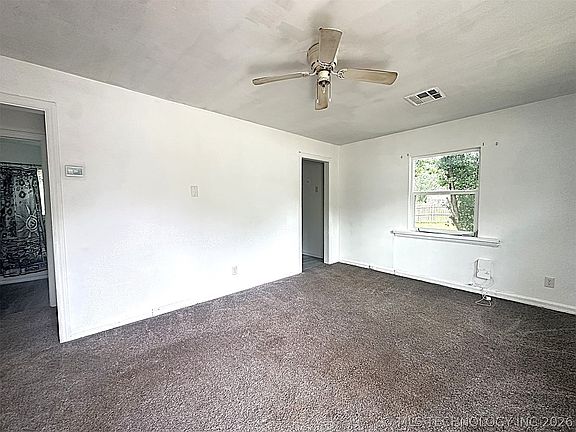 4th image of 619 Sw #M