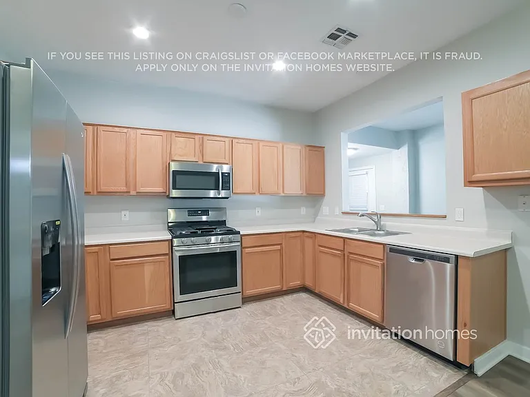 8709 N 58th Ln — Photo 5