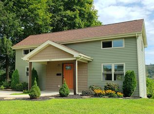 501 Jefferson Ave, Vanport, PA 15009
