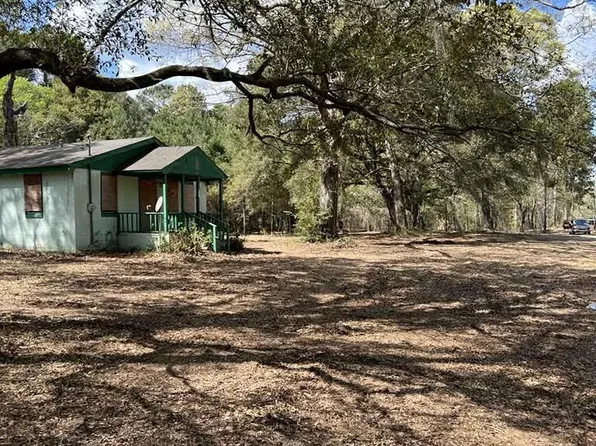 111A Roberta Dr, Eutawville, SC 29048