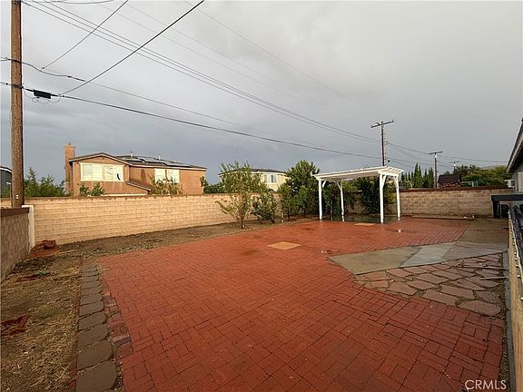 3rd image of 39554 Armfield Ave