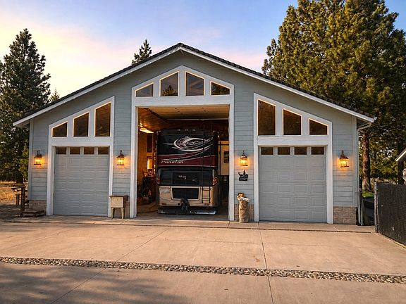 2nd image of 6435 Rodriquez Pl
