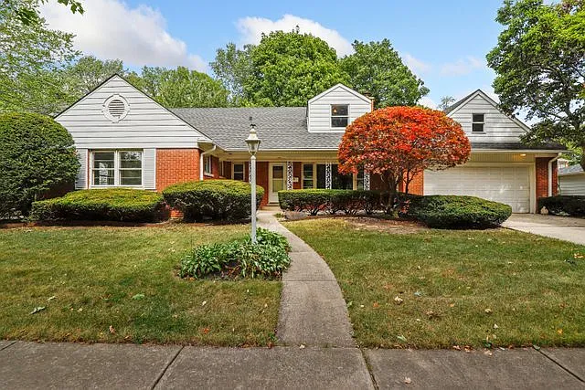 1036 Oakwood Ave photo 1